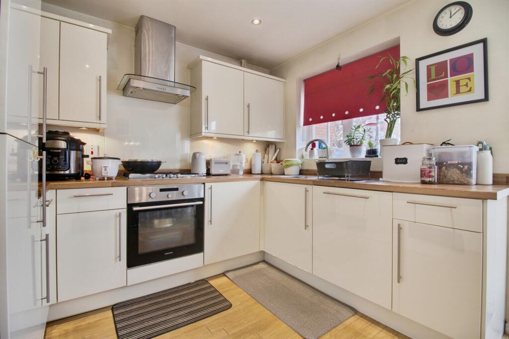 Additional image 6 of Dragon Road, Hatfield