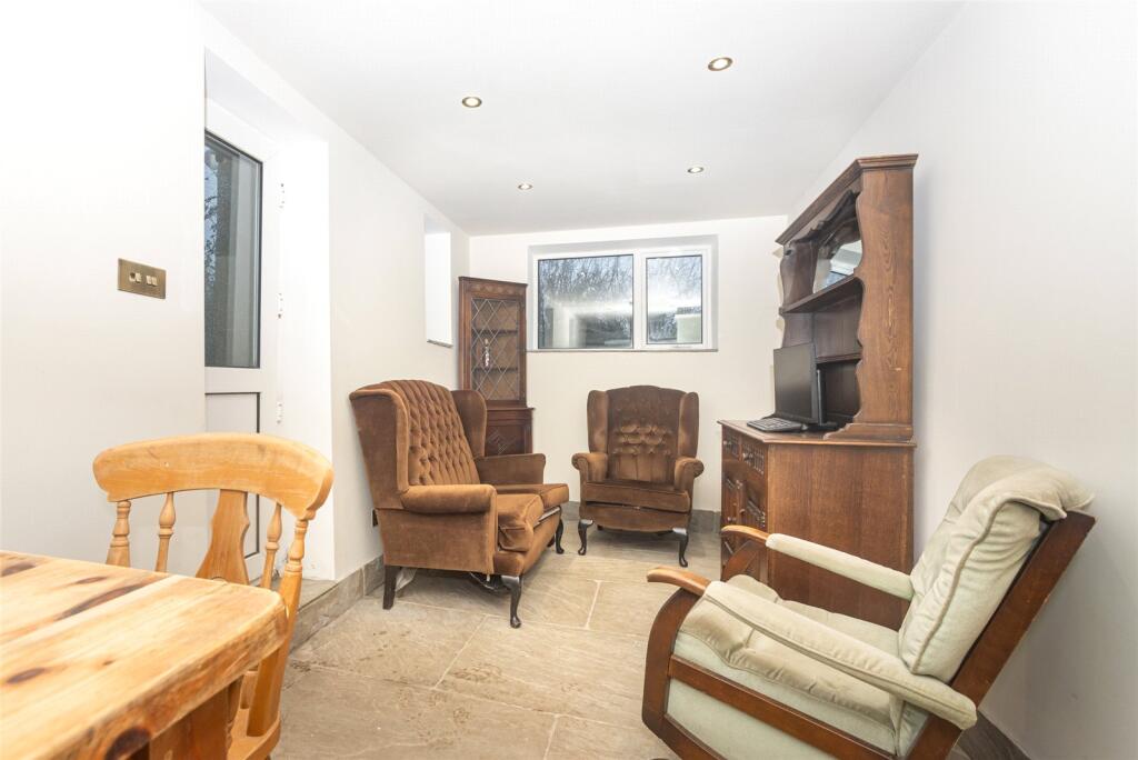 House in Clynnog Fawr, Gwynedd - View 2
