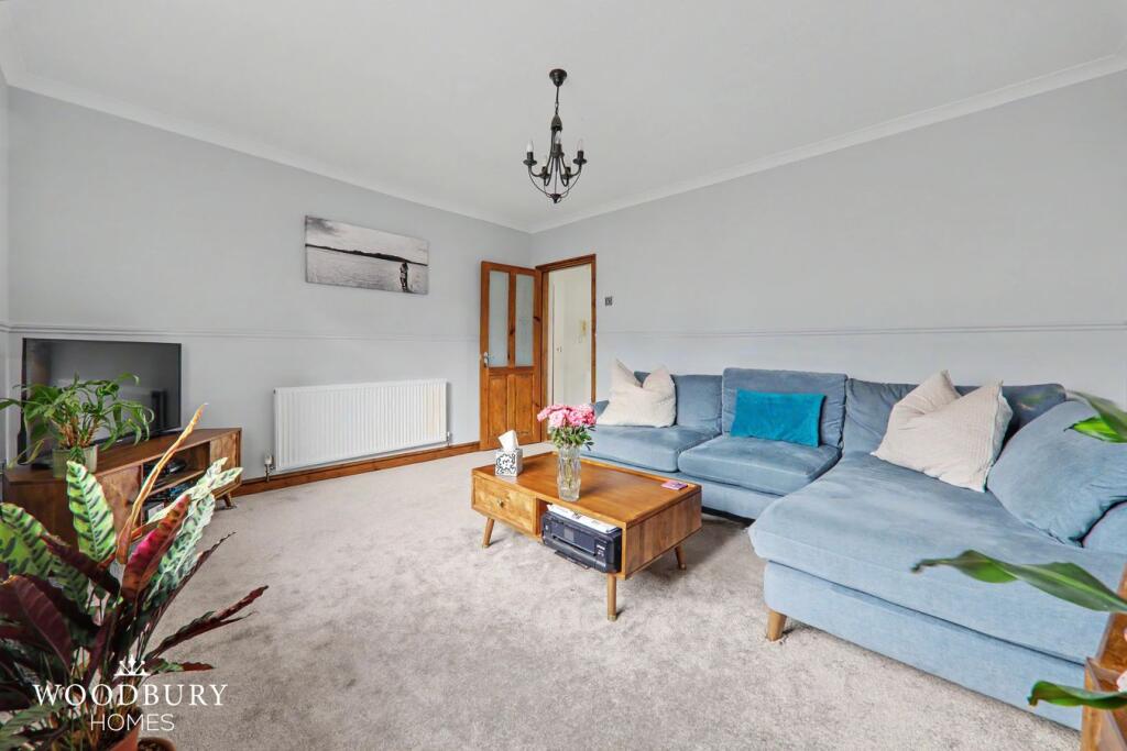 Apartment in Ilford - View 5