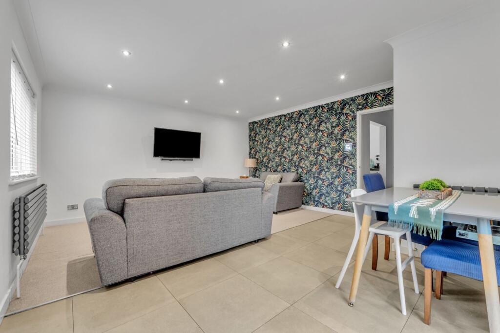 Queensway, Thetford, IP25 photo 4