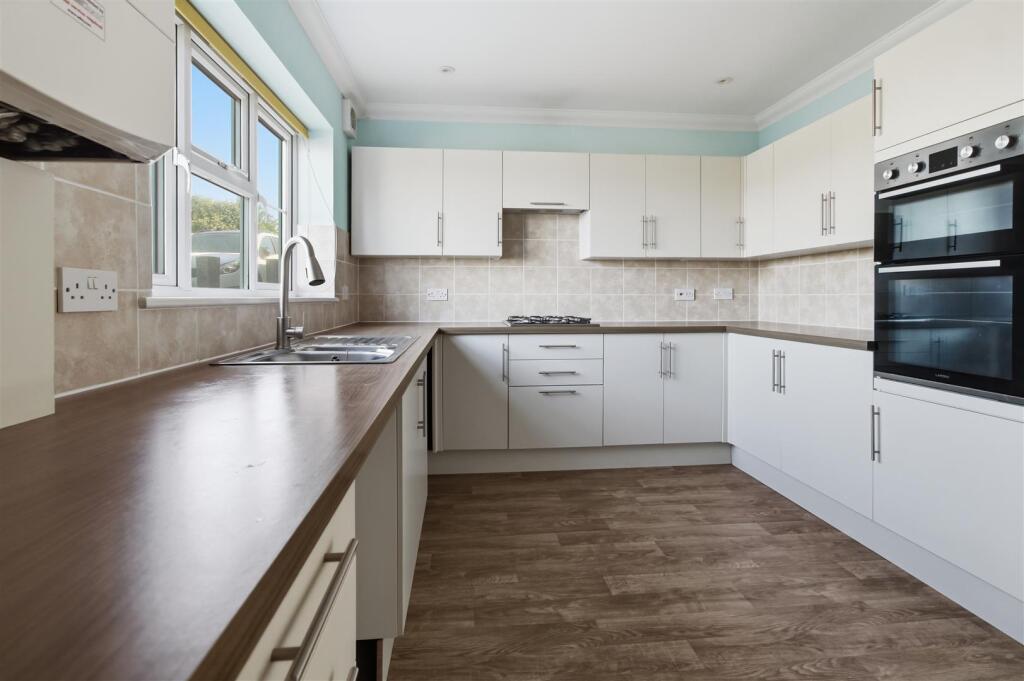 House in Lewes, Seaford - View 3