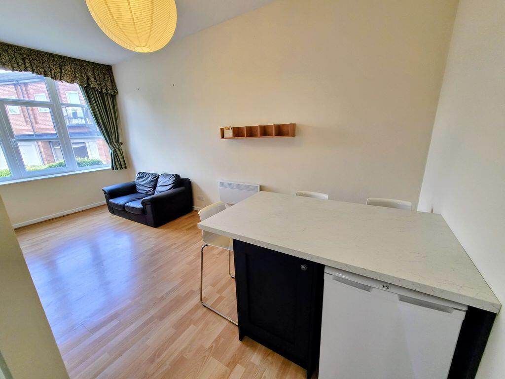 Apartment in Leeds - View 4