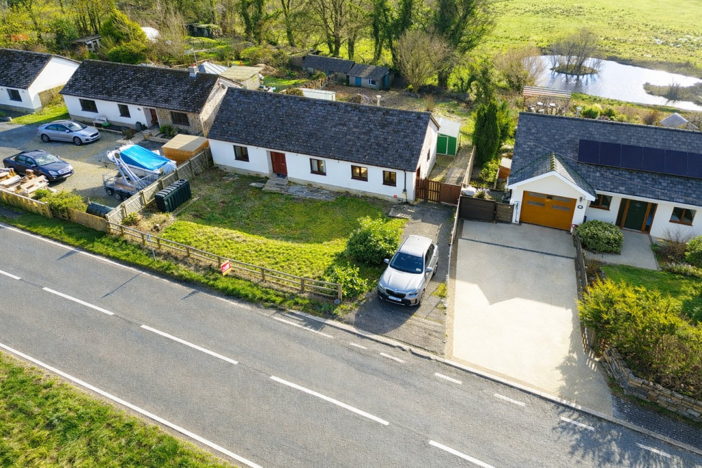Main image of property: Alltyblacca, Llanybydder, SA40