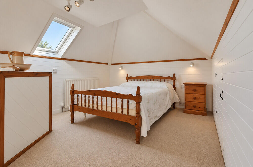 House in East Hampshire, Horndean - View 5