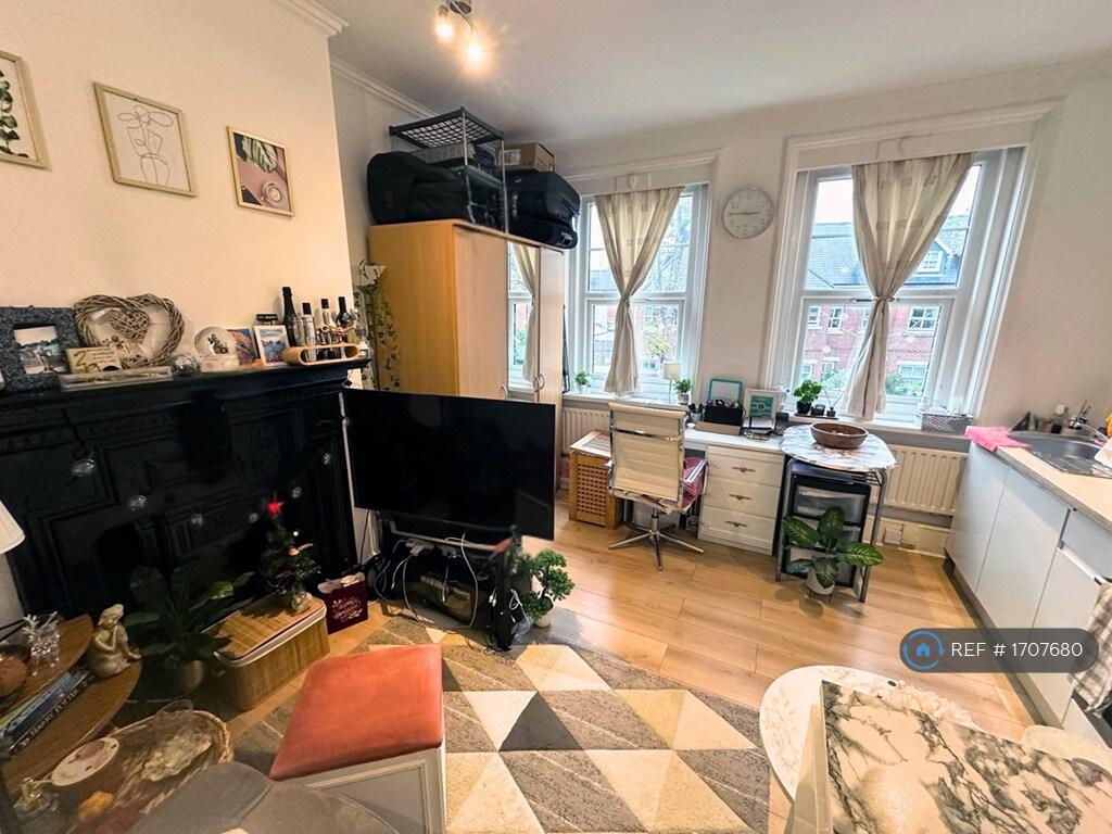 Main image of property: Beaufort Road, Kingston Upon Thames, KT1