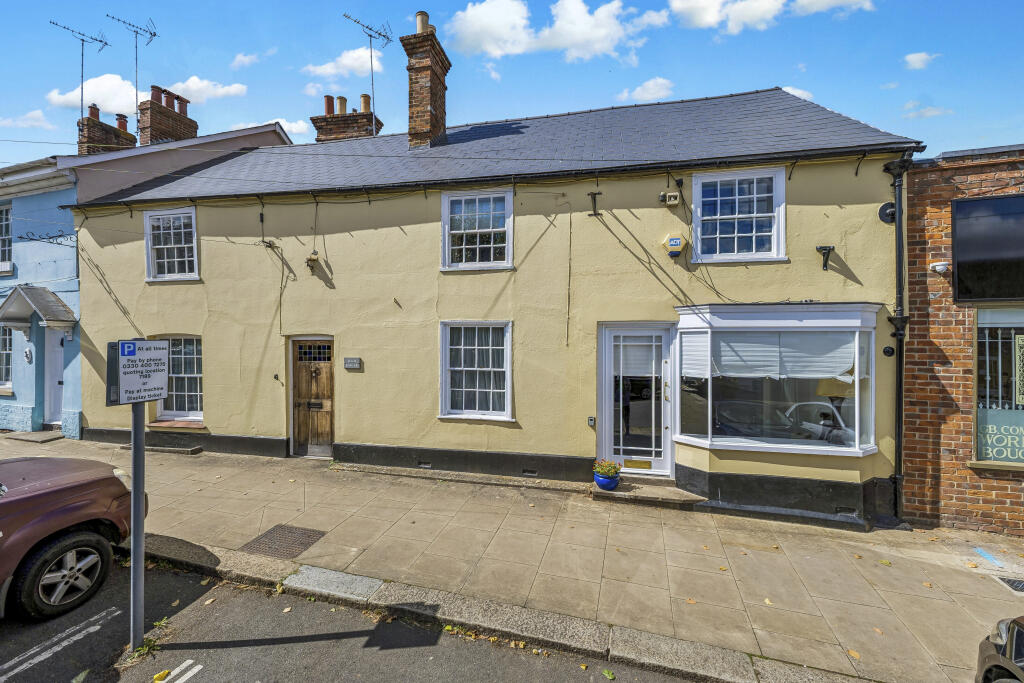 Main image of property: High Street, Hungerford, West Berkshire, RG17 0NF