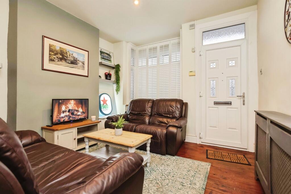 Bradleymore Road, Brierley Hill photo 3
