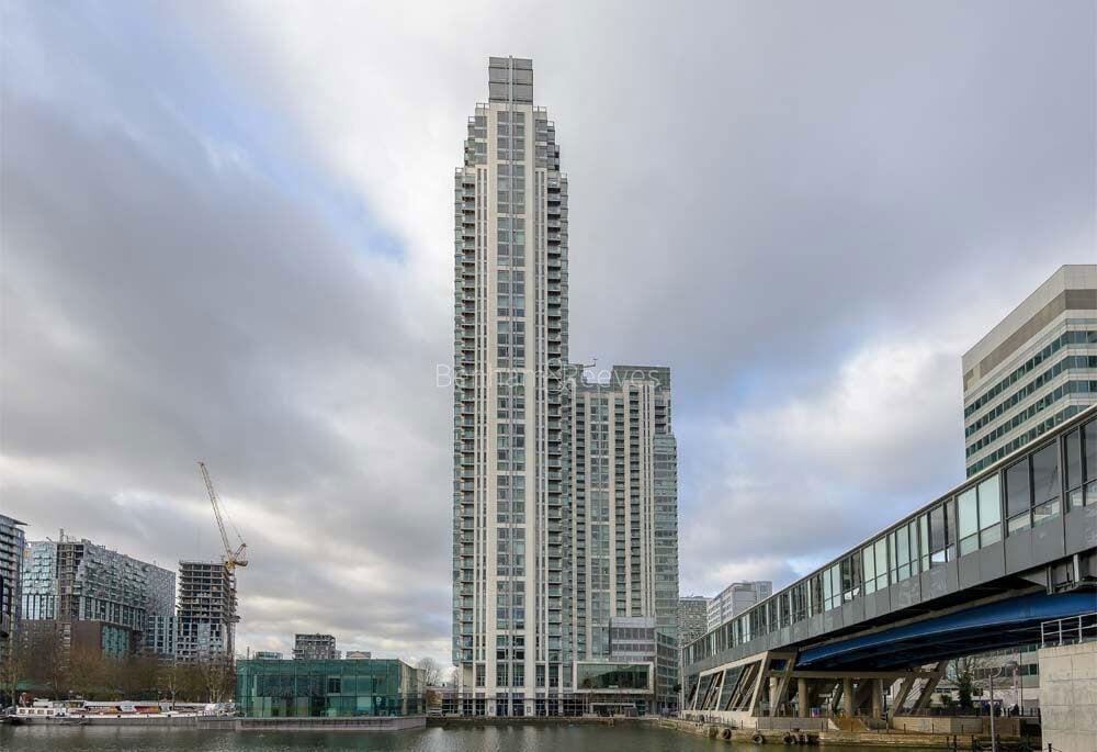 Main image of property: Pan Peninsula Square, London, E14