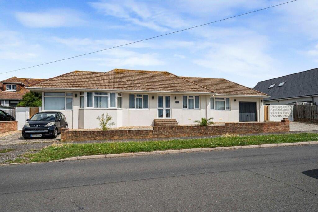 Main image of property: Bevendean Avenue, Saltdean, BN2 8PF