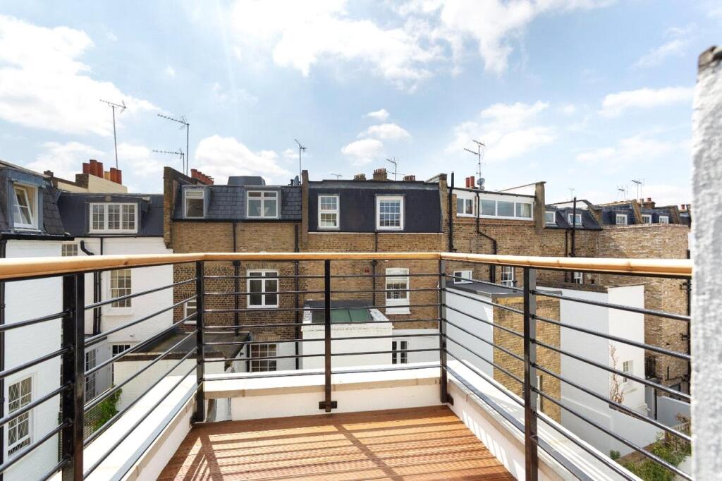 House in London, Hans Town, Chelsea - More
