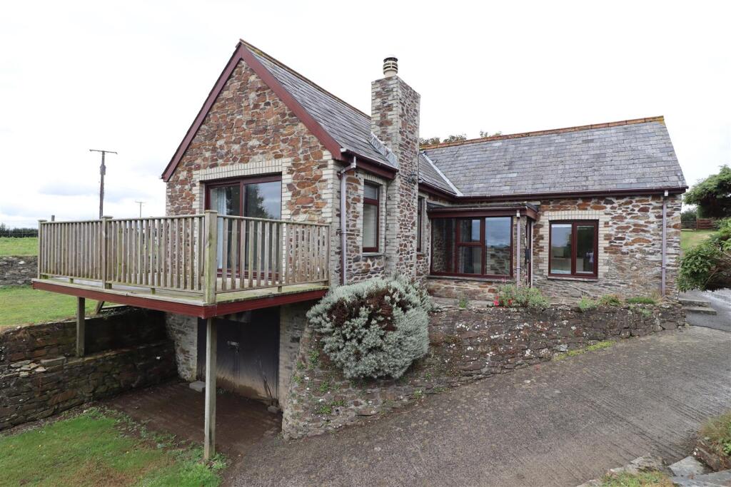 Main image of property: Tregilgas Farm, Gorran
