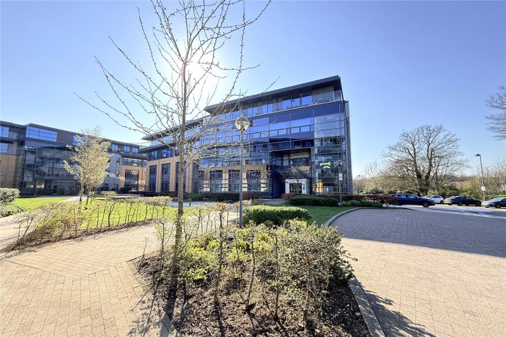 Main image of property: Wokingham Road, Bracknell, Berkshire, RG42