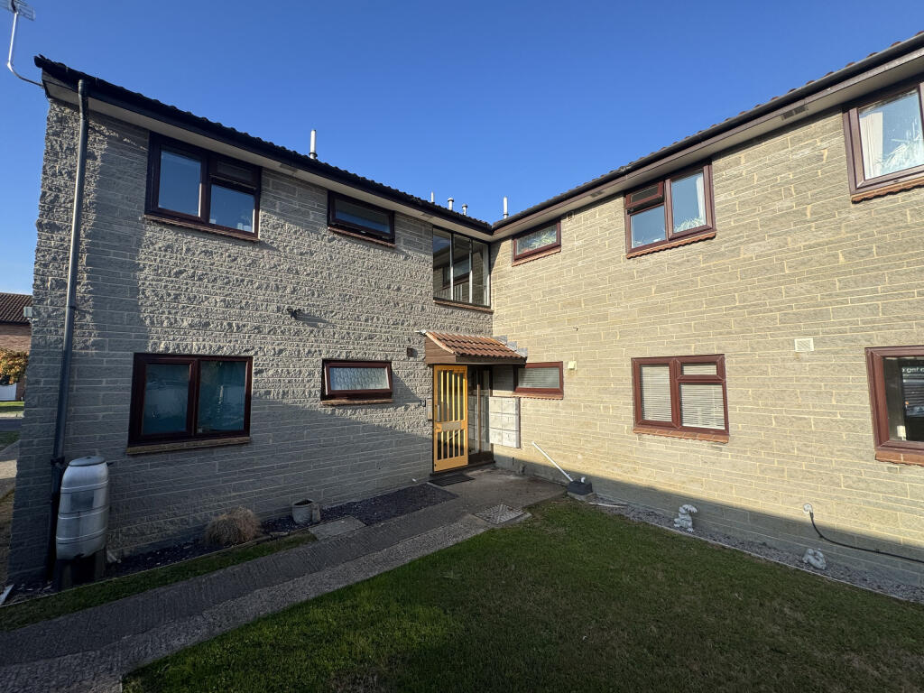 Flat 3, Durston House Durston Close, Street, Somerset