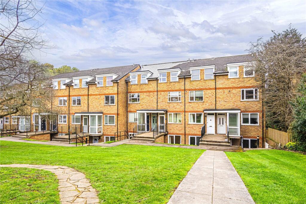 Main image of property: Lincoln Court, Berkhamsted, Hertfordshire, HP4