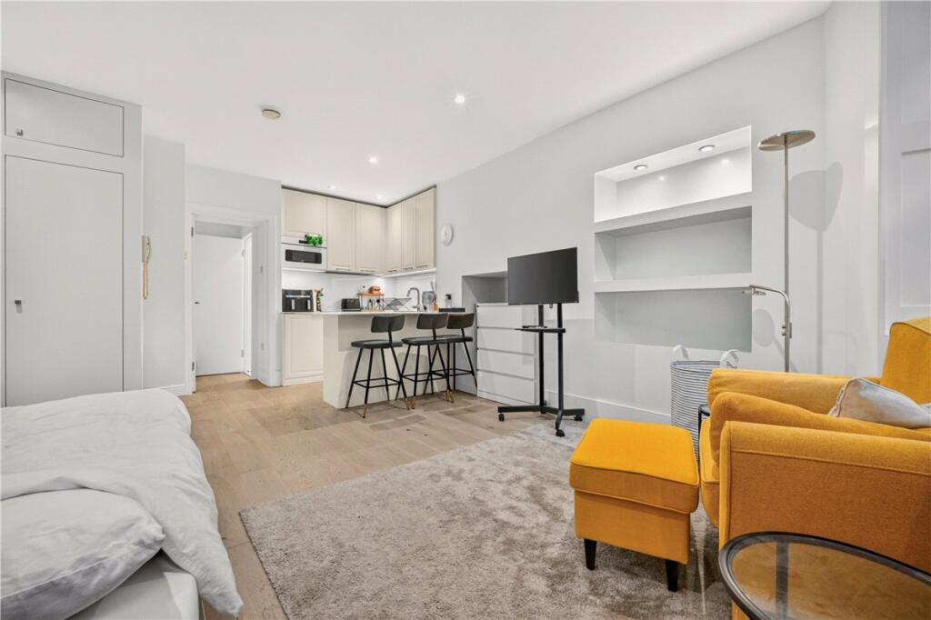 Apartment in London, Marylebone - More