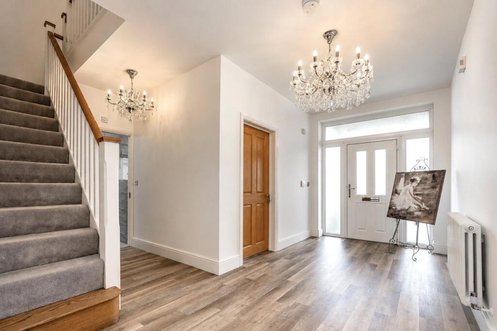 Ryal Crescent, Medburn, NE20 photo 4