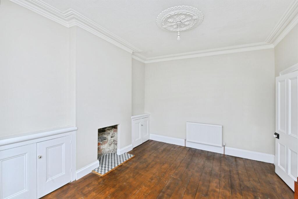 House in Plymouth - View 5