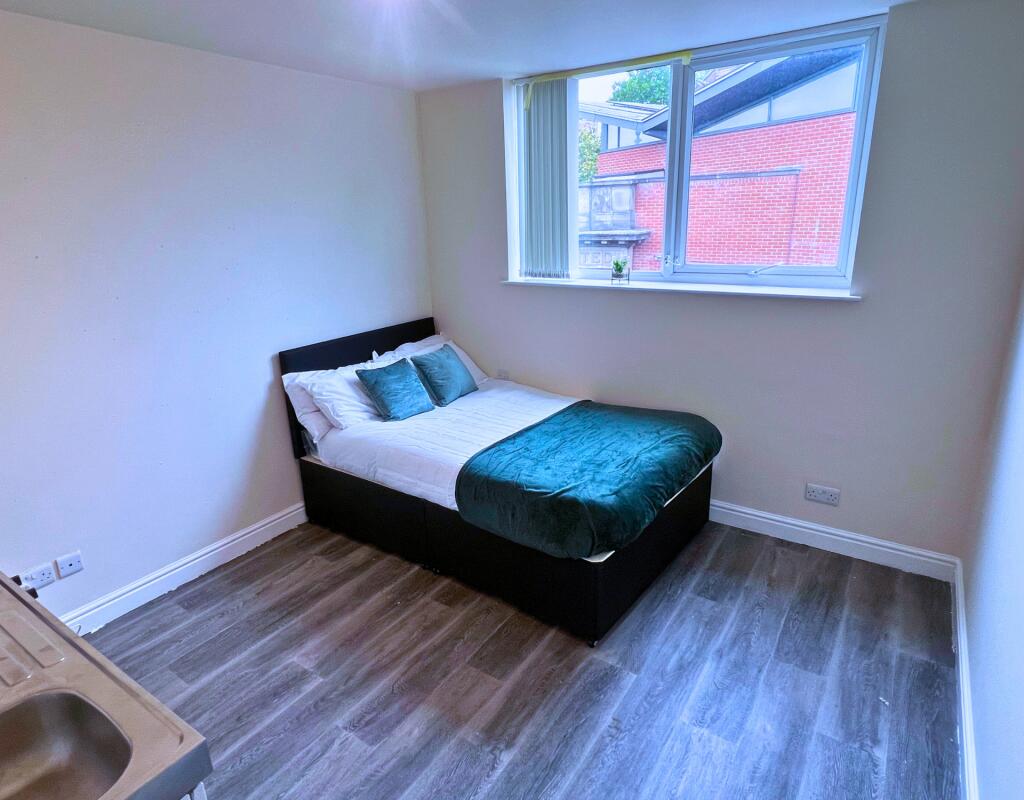 Main image of property: Bath Street, Nottingham