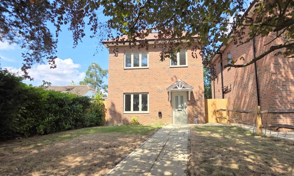 Main image of property: Weatherhill Road, Smallfield, Surrey, RH6