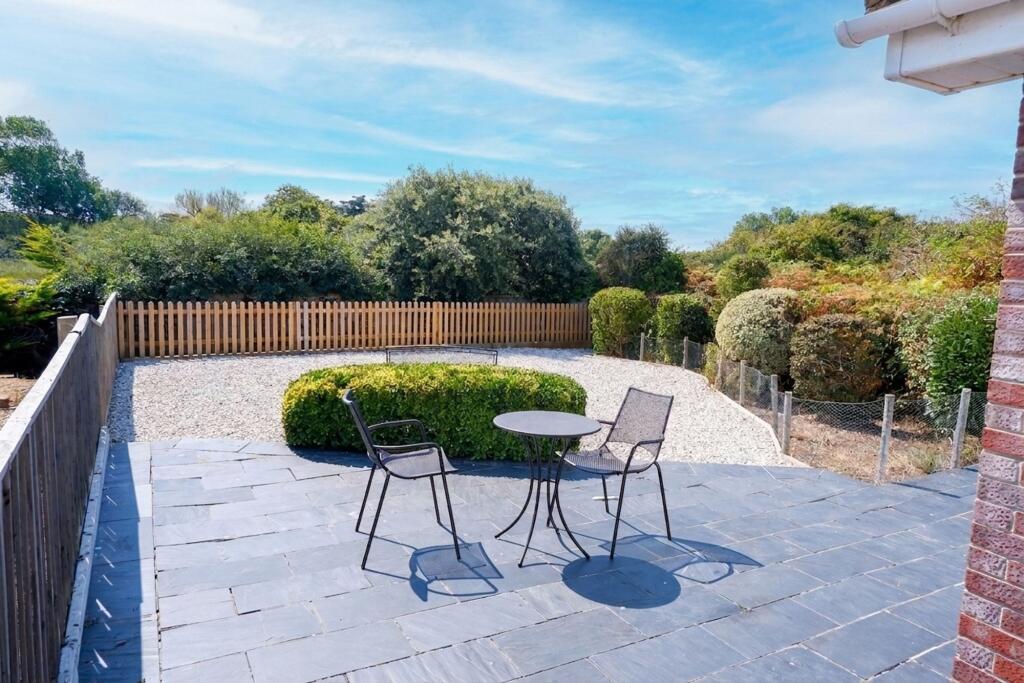 House in Southampton - View 5