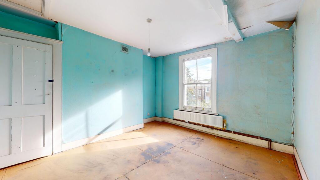 Apartment in London - View 5