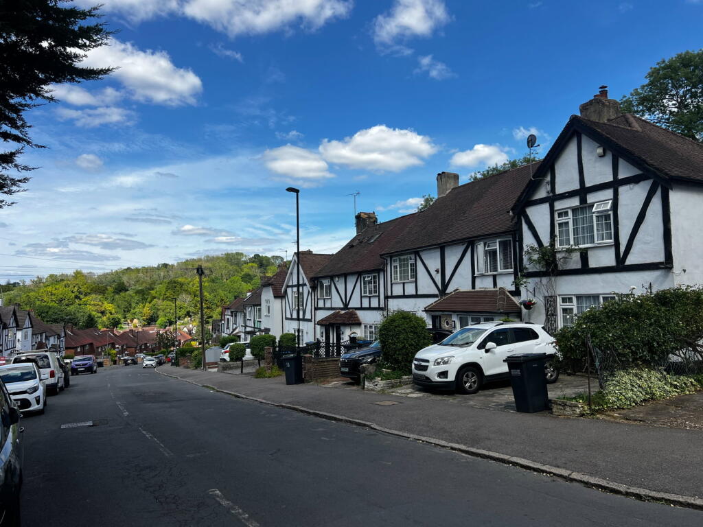 Main image of property: The Glade, Coulsdon, CR5 1SP