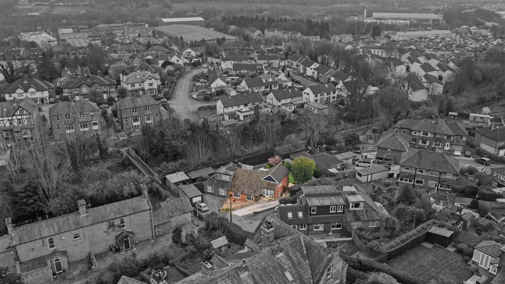 Additional image 50 of Hawthorn Crescent, Baildon, Shipley