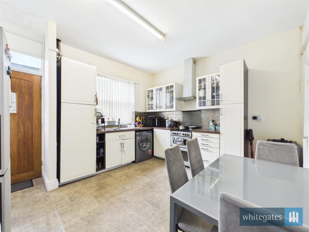 House in Bradford - View 4