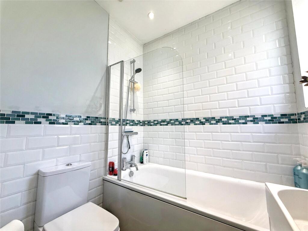 Apartment in London - More
