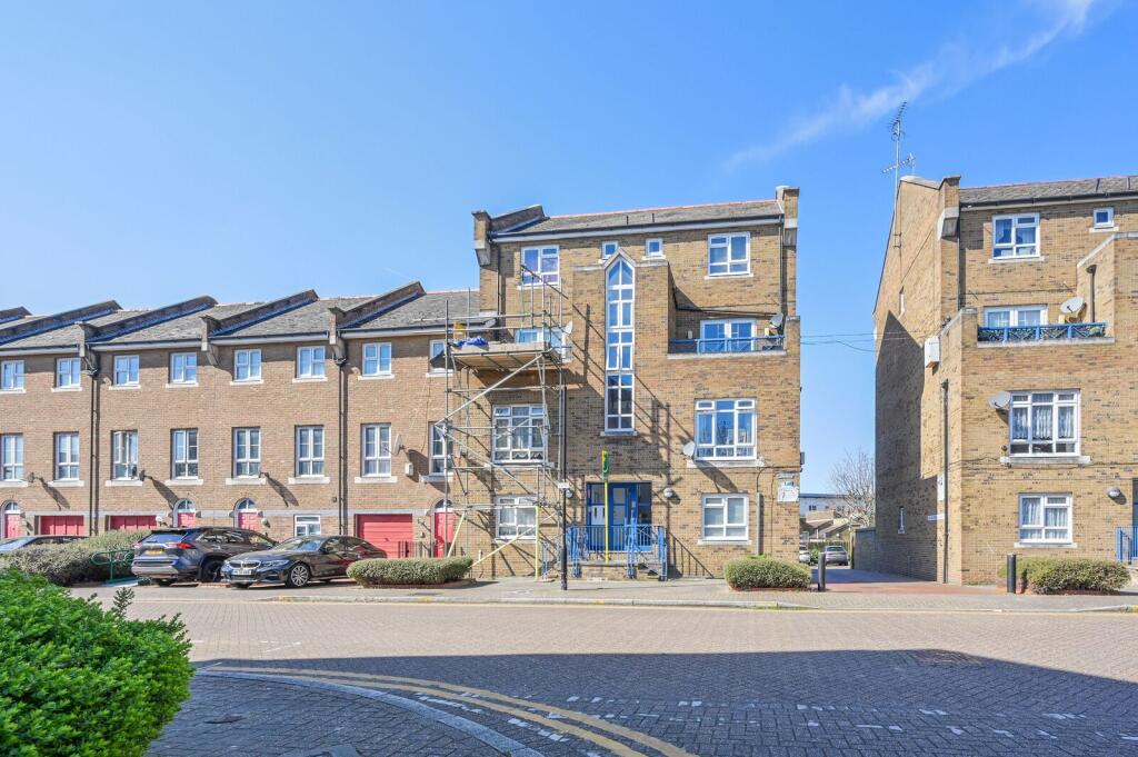Apartment in London, Millwall, Isle of Dogs - View 3