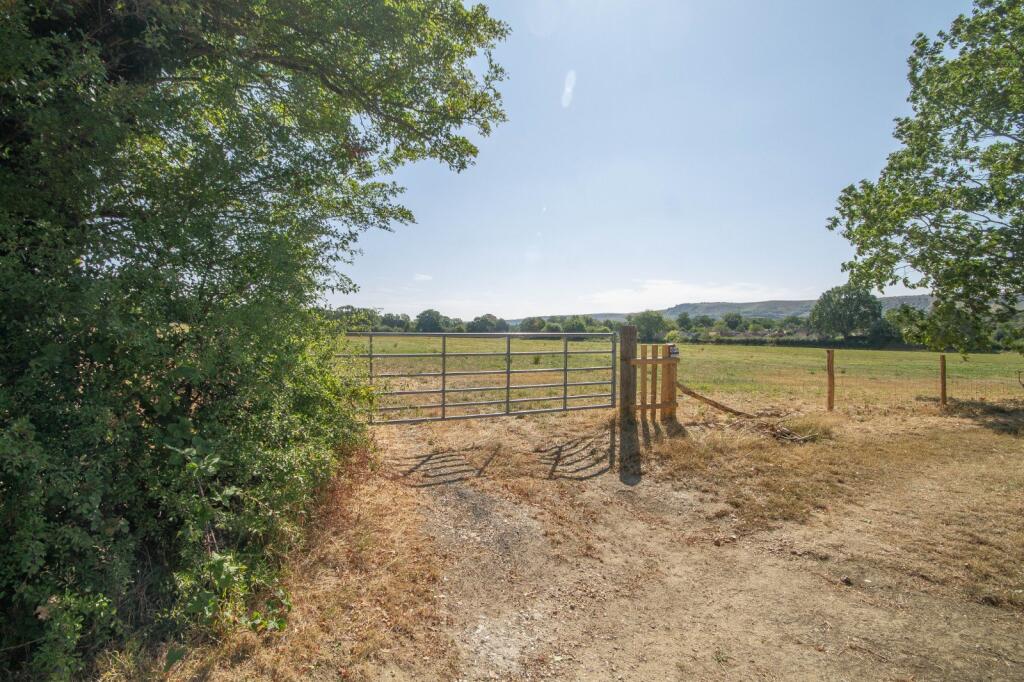 Grand Avenue, Hassocks - View 5