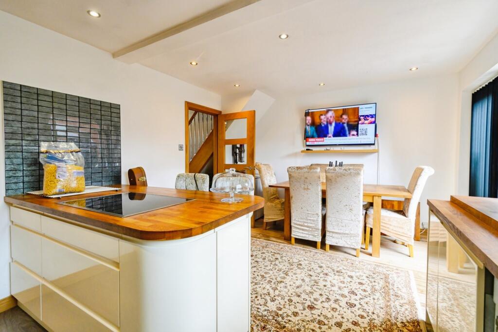 House in Bury, Greater Manchester - View 4