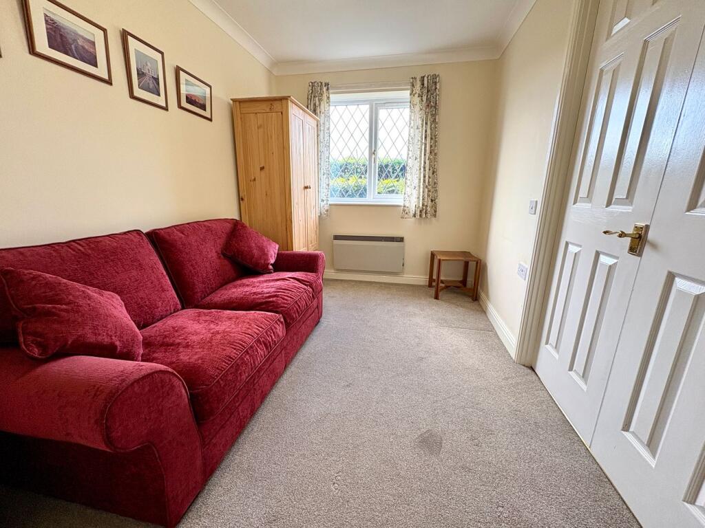 House in Leicester - View 5