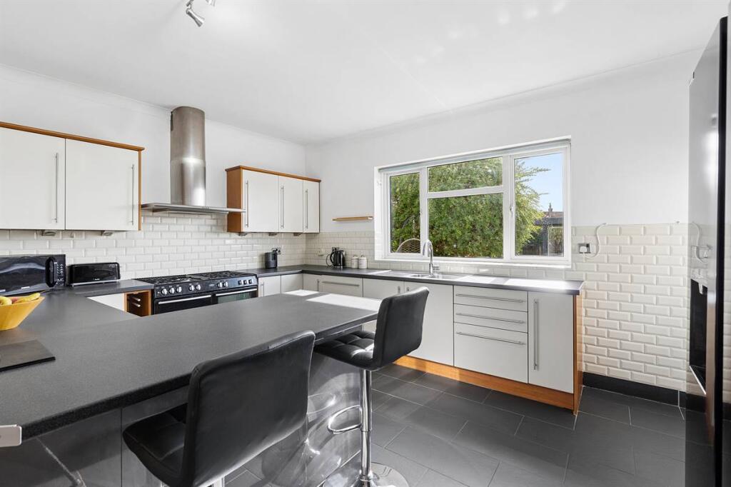 House in Canterbury - View 5
