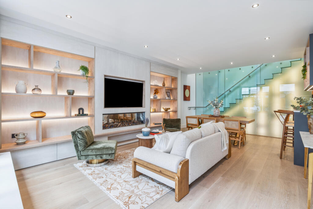 House in London - More