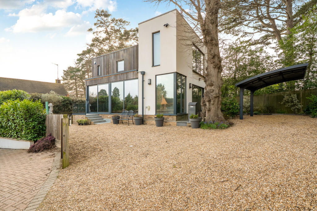 Main image of property: The Mount, Aspley Guise, MK17