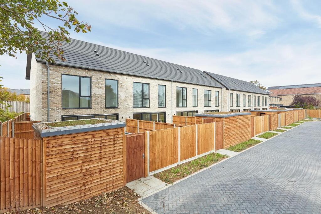3-bed house on Addenbrooke's Road, Trumpington, £575,000