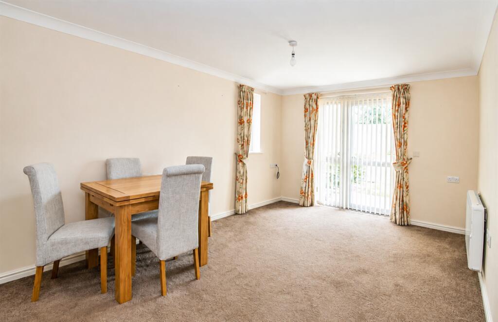 Green Haven Court, London Road, Cowplain, PO8 8EW - View 2