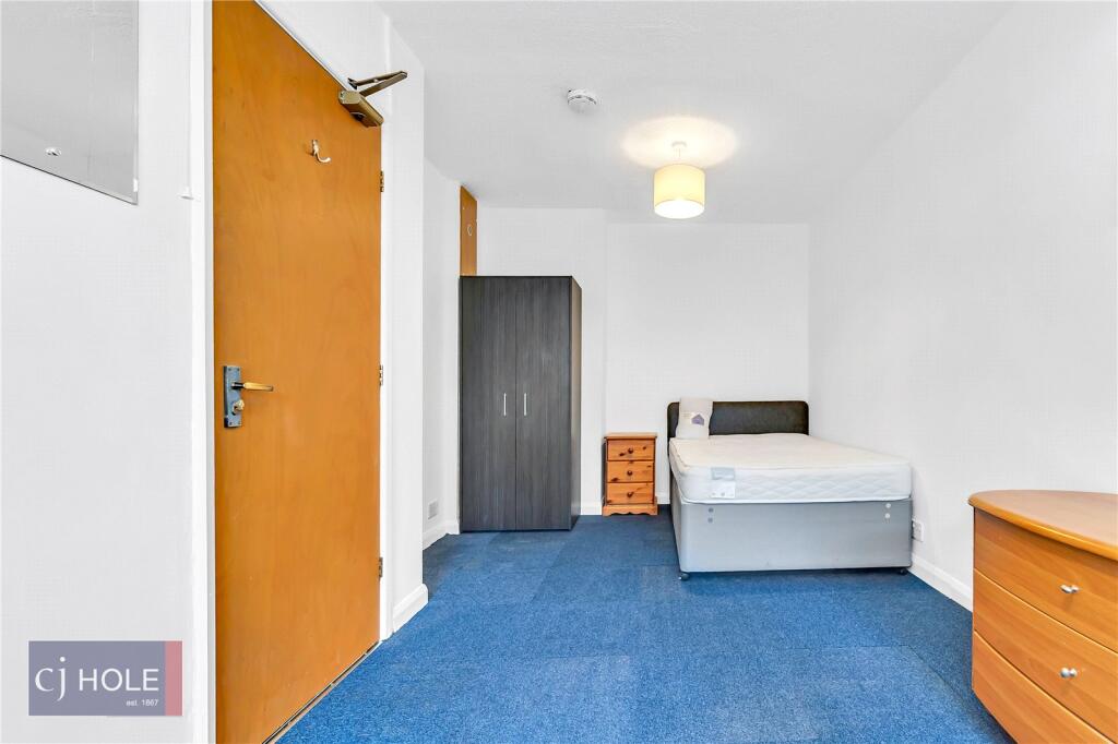 5 bedroom house for rent
