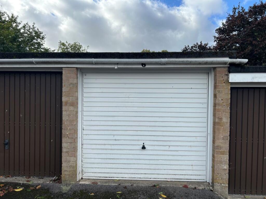 Garages 3,5 & 6 Benbow Court, Andover, Hampshire, SP10 1PW photo 5