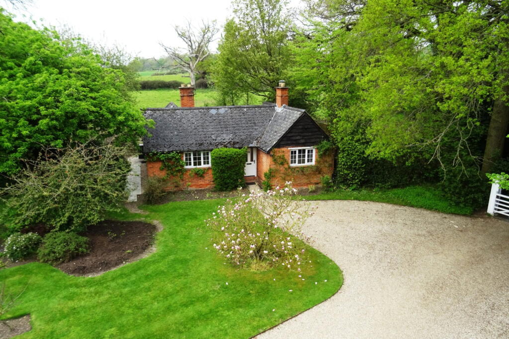 Sandleford,Newtown,Newbury,RG20 9AY
