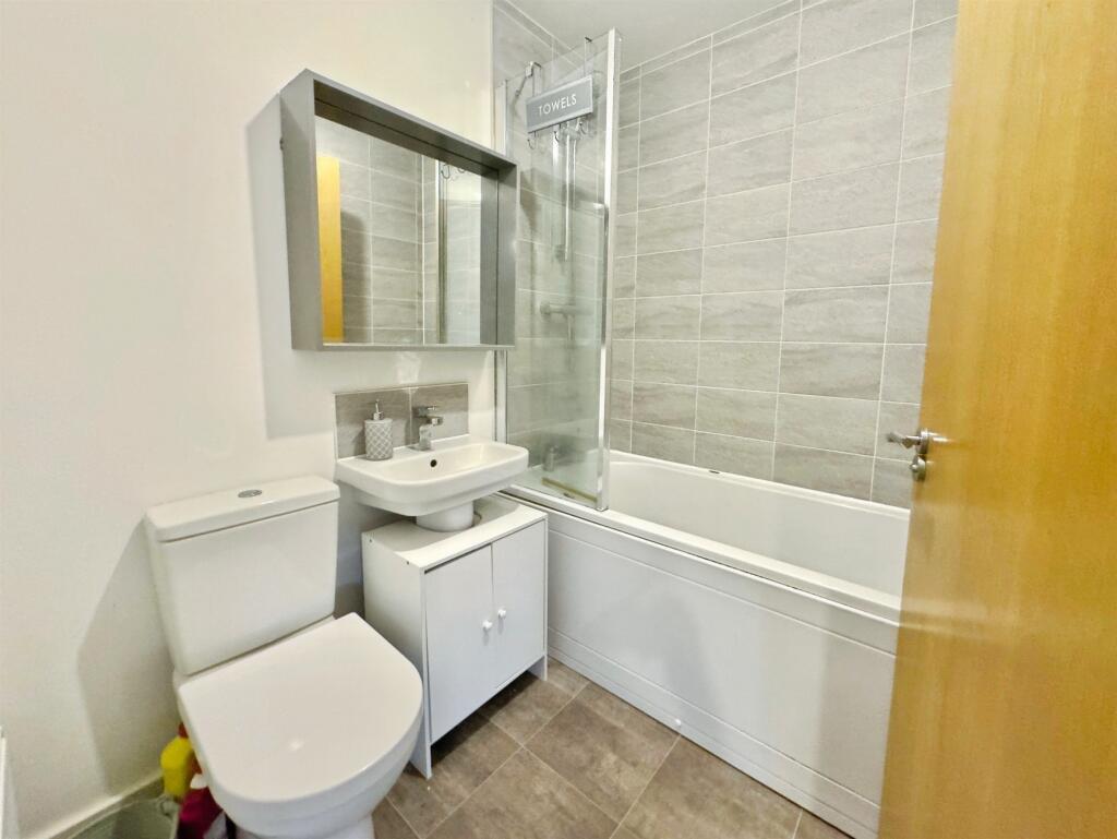 House in Leeds - View 3