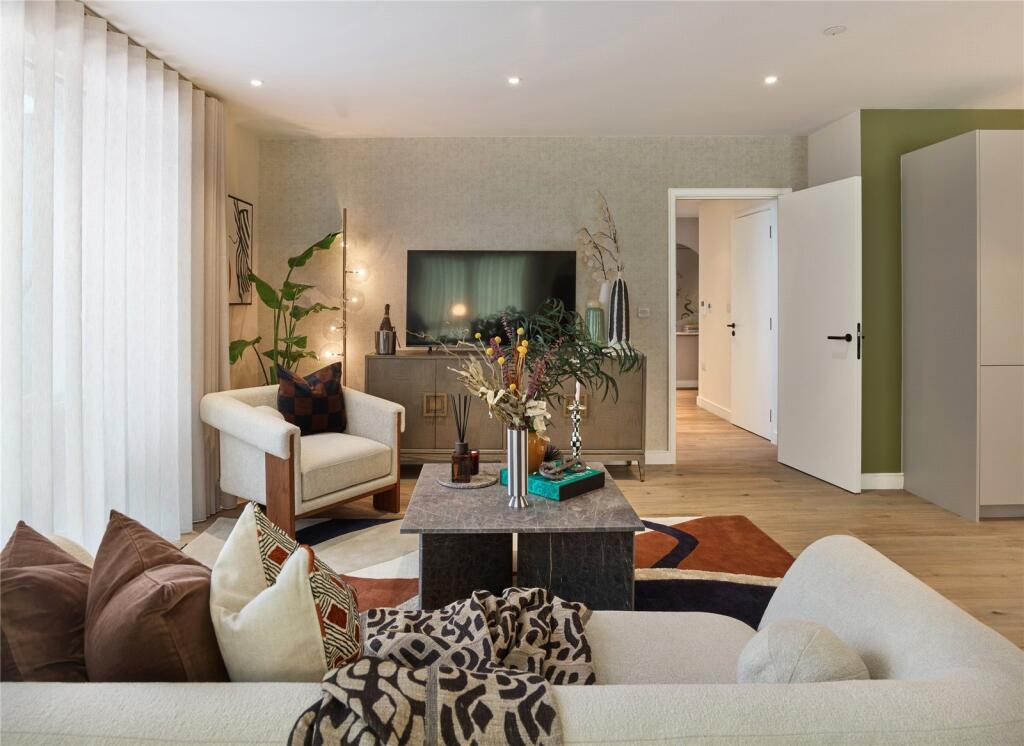 Apartment in Southall - View 3