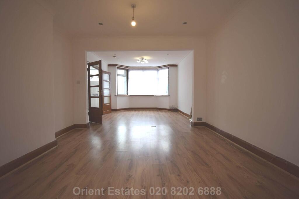 House in London, Brent Cross - View 3