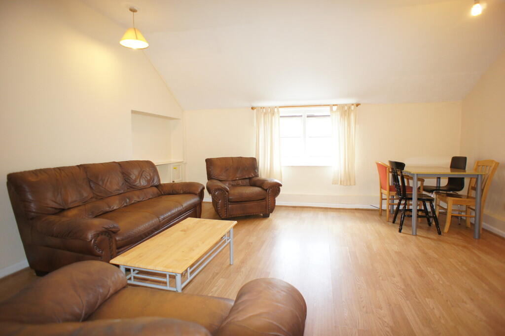 Main image of property: Gloucester Road, Bishopston, Bristol