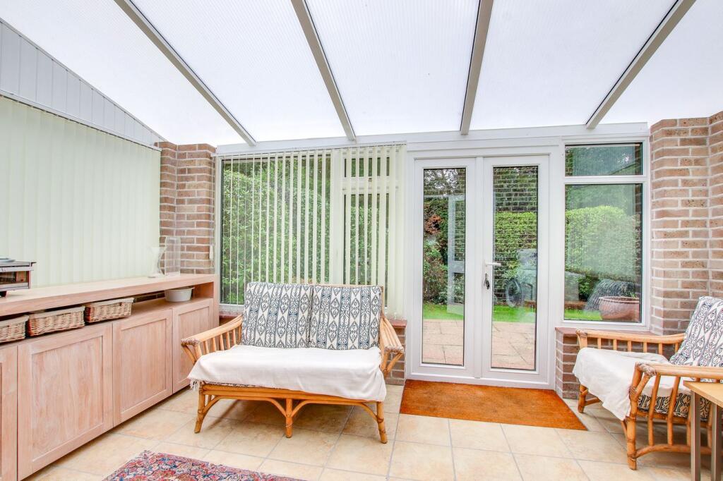 House in New Forest, Sway - More