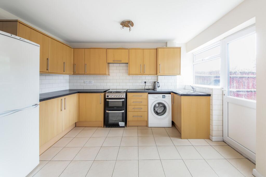 Brasenose Road, Didcot, OX11 photo 3