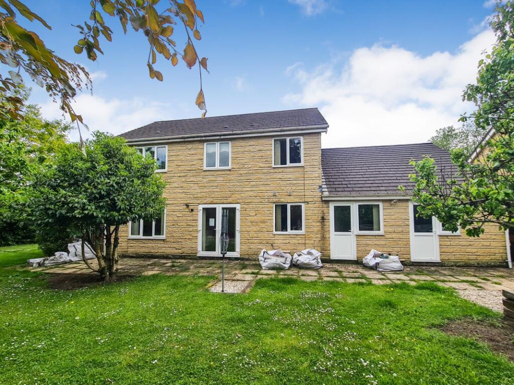 56 Iron Way, Tondu, Bridgend, Mid Glamorgan, CF32 9BF photo 4
