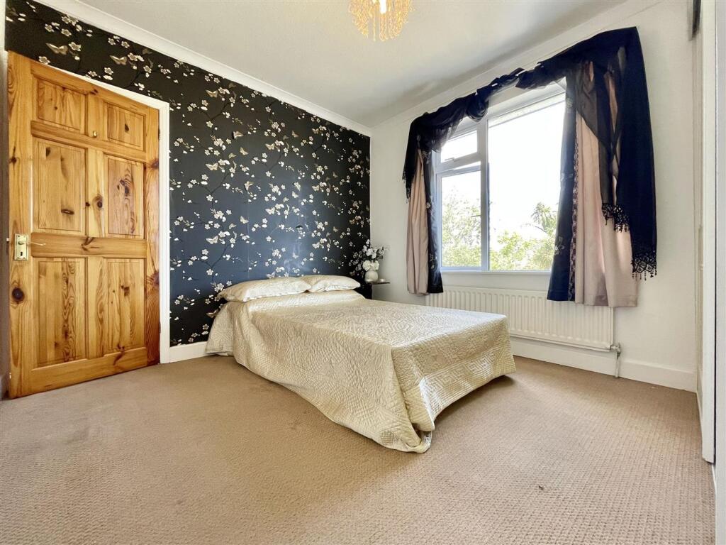House in Dorchester - View 4
