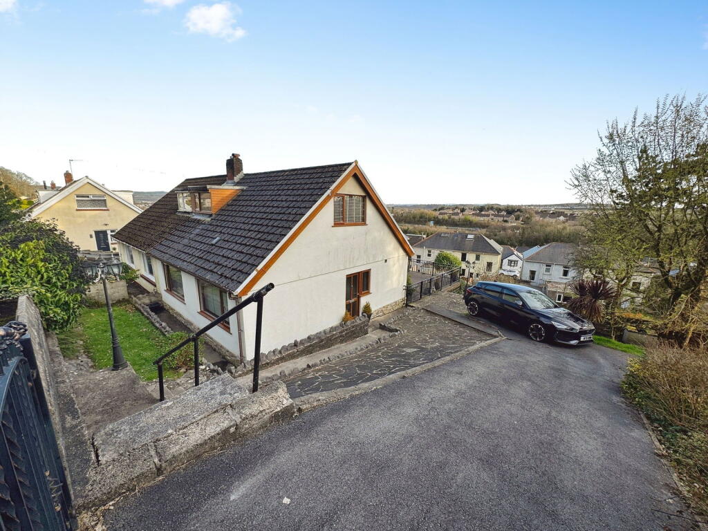 Main image of property: Park Crescent, Skewen, Neath, SA10 6SH